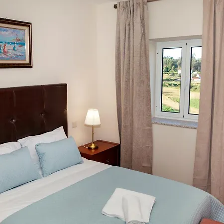 Nyaraló Casa Do Sabugueiro *